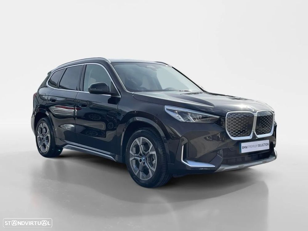 BMW iX1 eDrive20 - 8