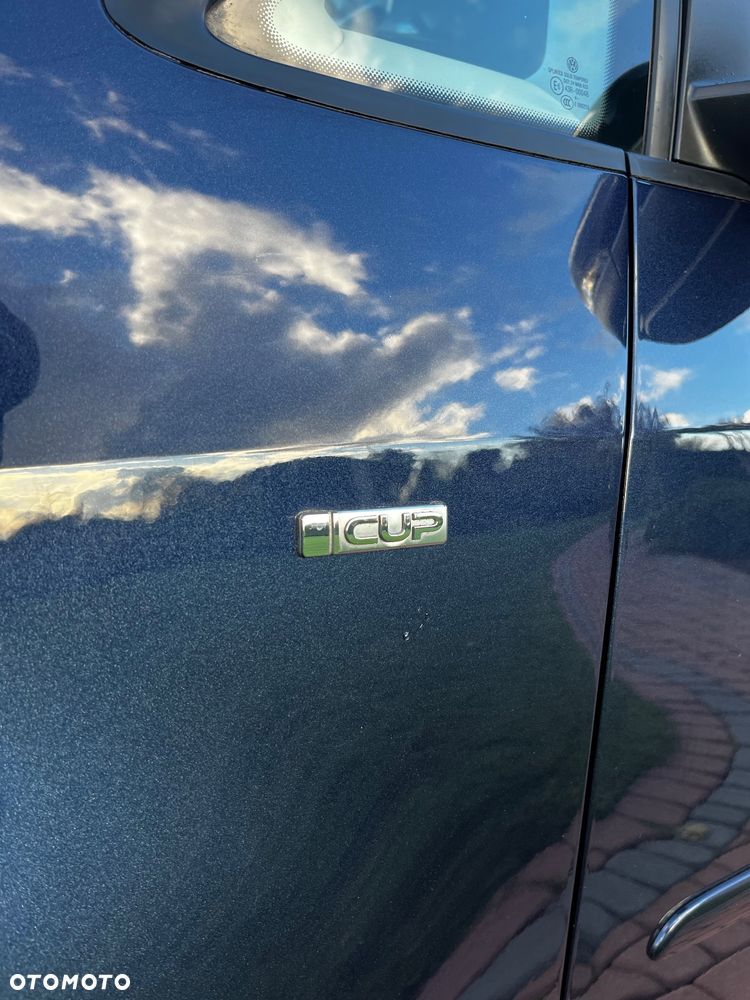 Volkswagen Touran 1.6 TDI DPF BlueMotion Technology Cup - 12