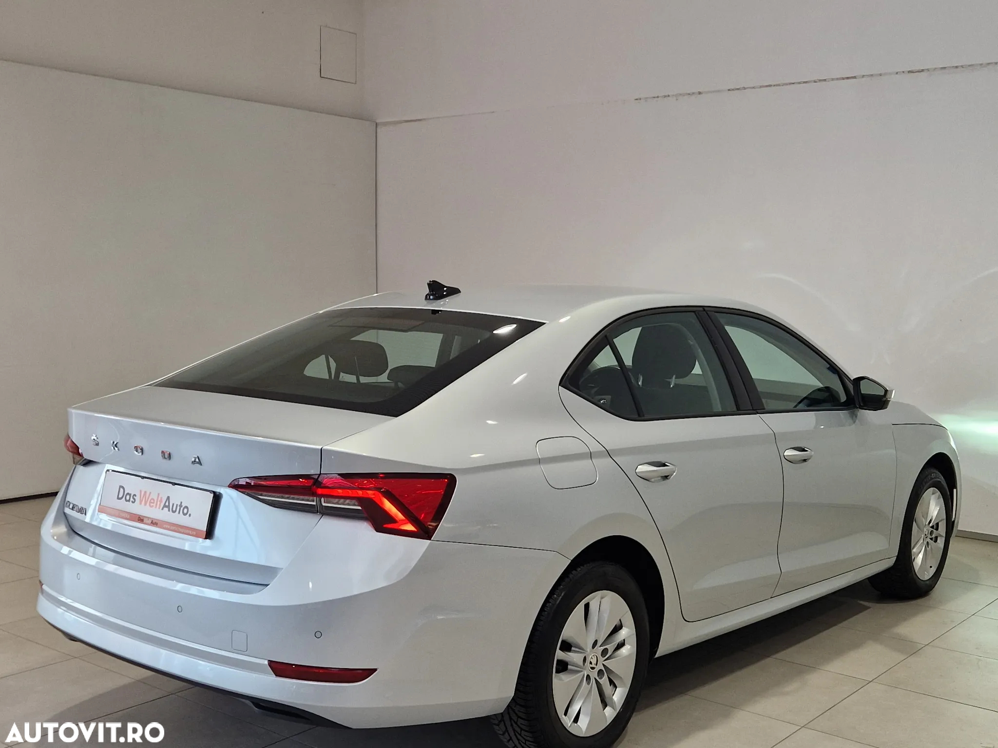 Skoda Octavia 2.0 TDI DSG Ambition - 7