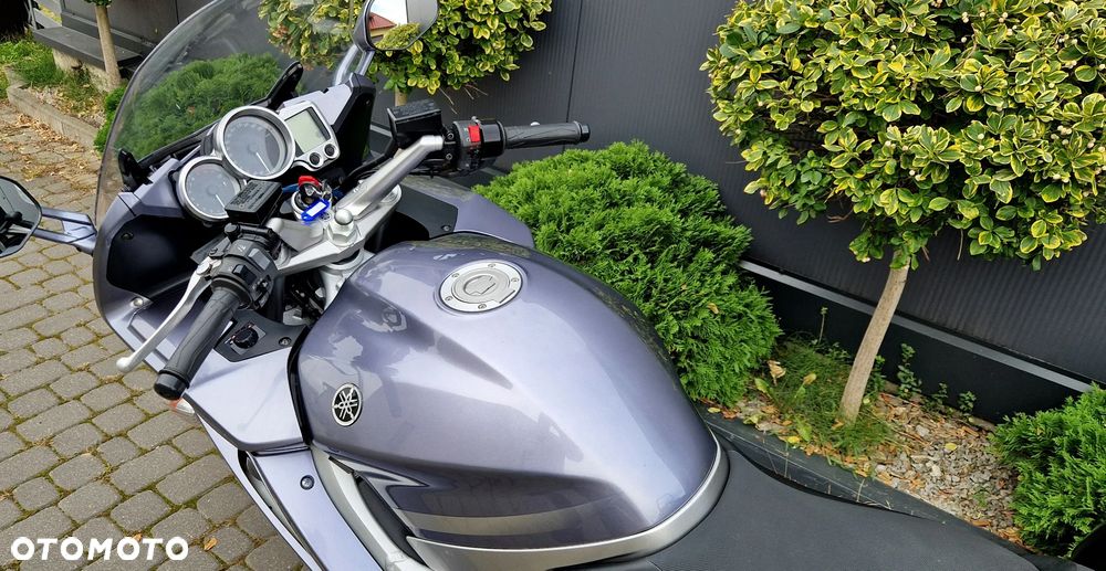 Yamaha FJR - 36