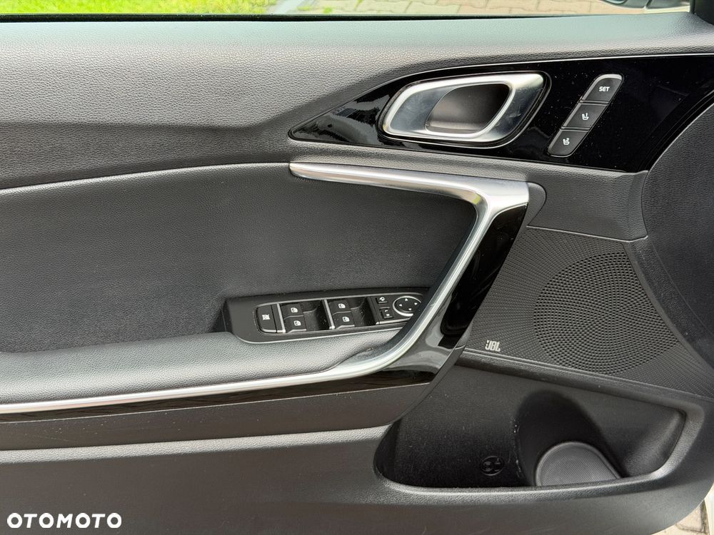 Kia Ceed 1.4 T-GDI OPF GT Line - 31