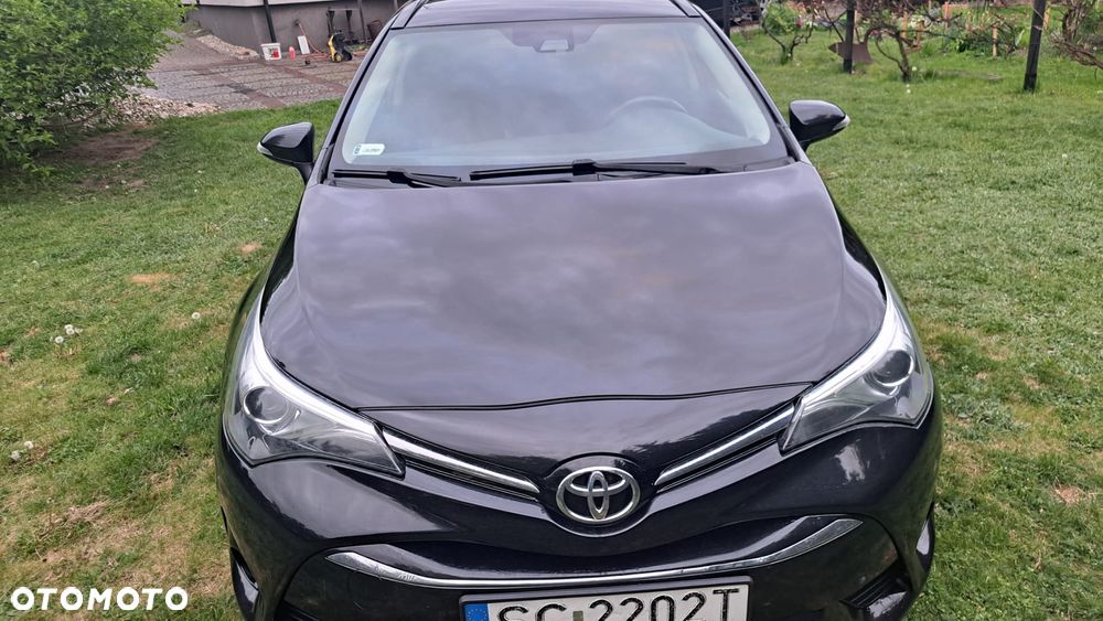 Toyota Avensis - 5