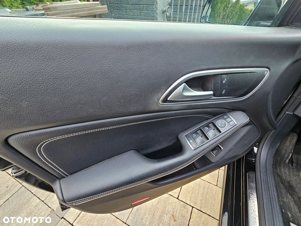 Mercedes-Benz CLA - 8