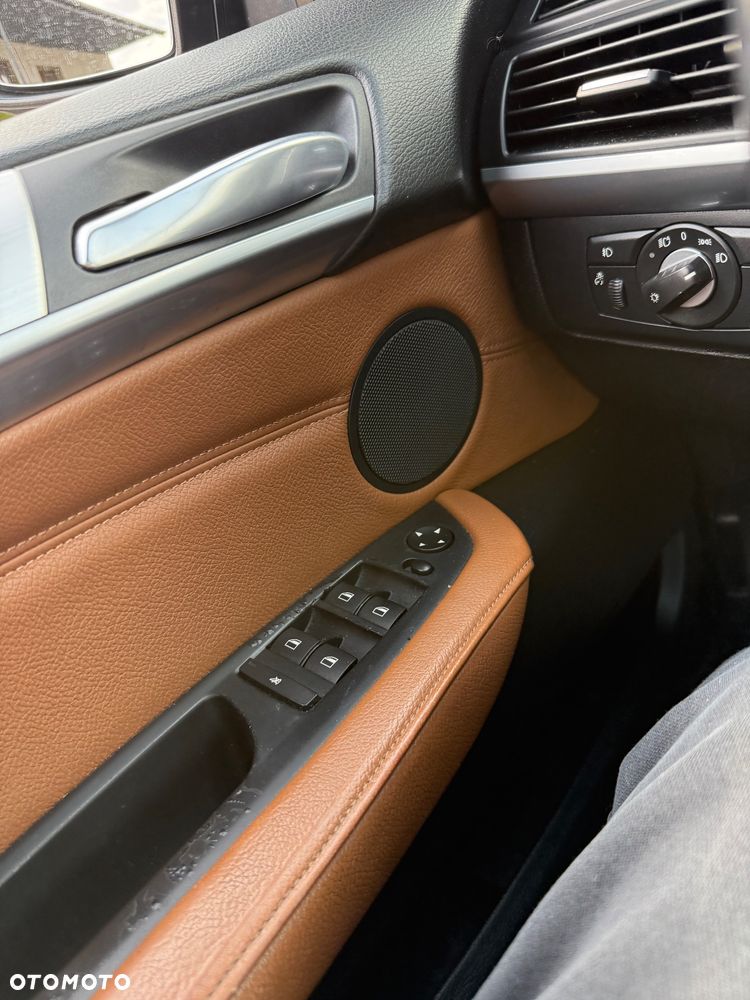 BMW X5 3.5d xDrive - 14