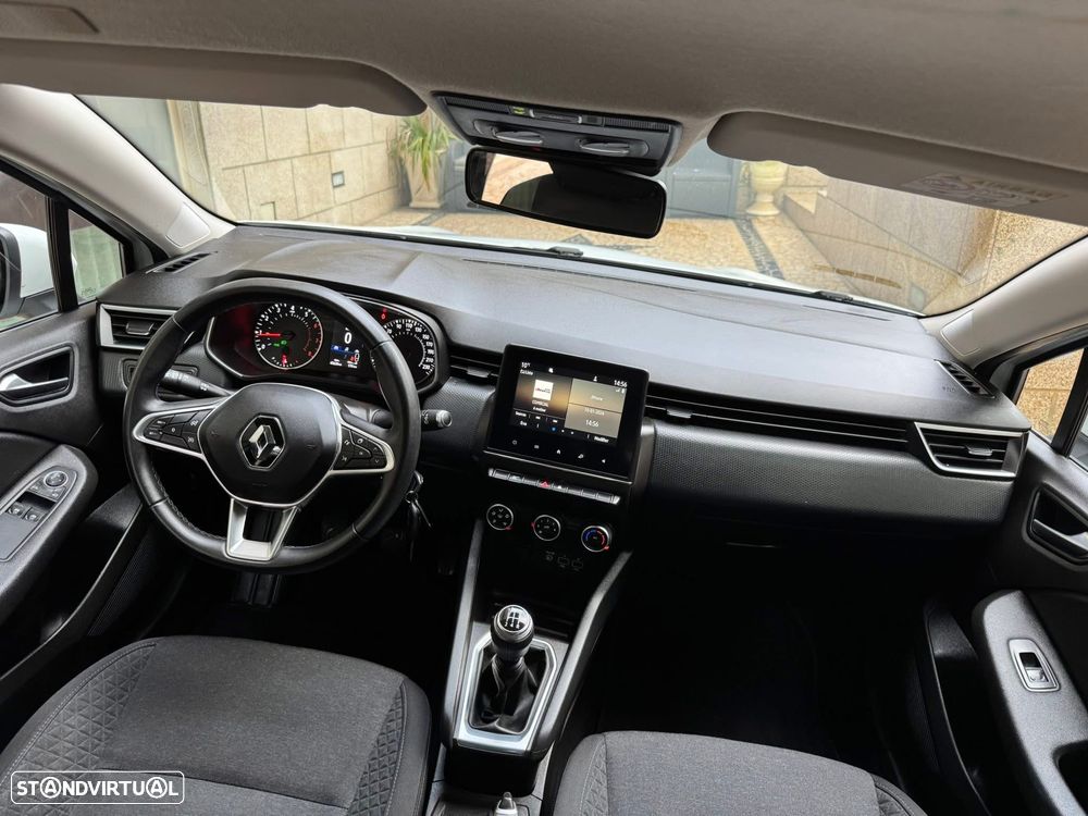 Renault Clio - 7