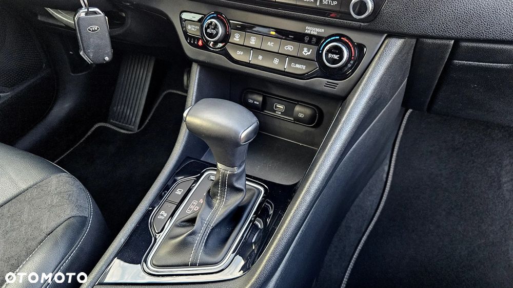 Kia Niro 1.6 GDI 2WD Edition 7 - 40