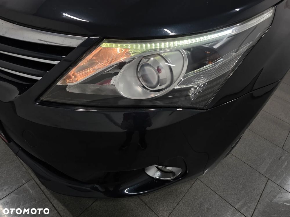 Toyota Avensis 2.0 D-4D Sol Premium - 28