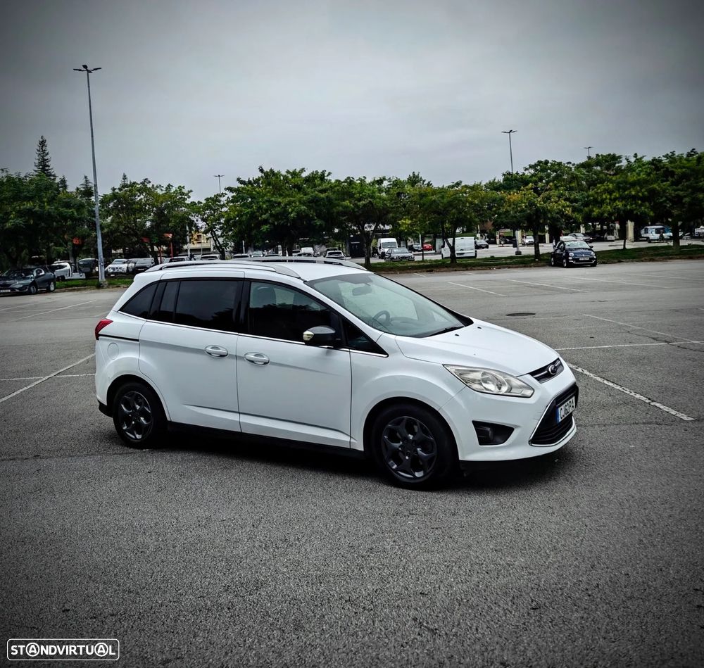 Ford Grand C-Max 1.6 TDCi Titanium Edition S/S - 32