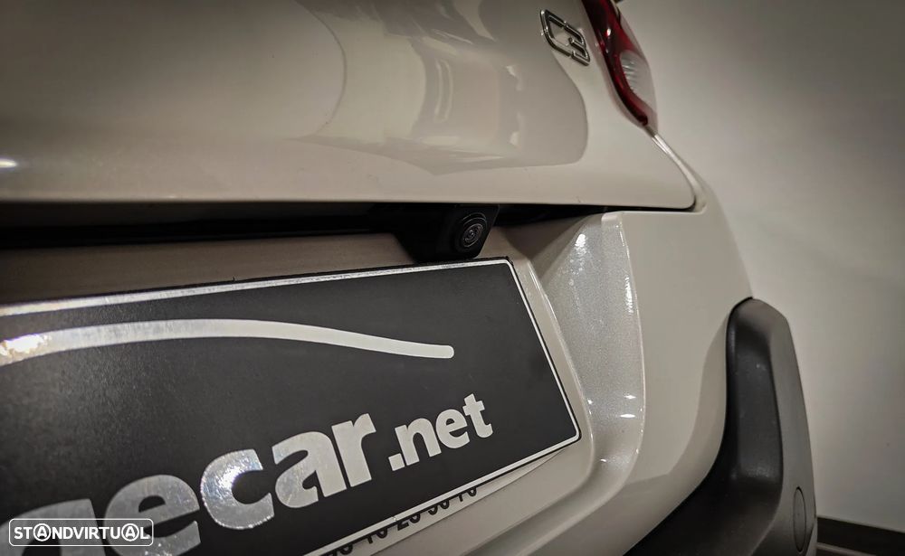 Citroën C3 1.2 PureTech Shine - 21