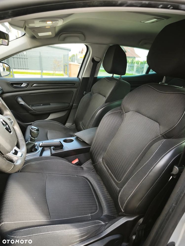 Renault Megane 1.2 Energy TCe Zen - 12