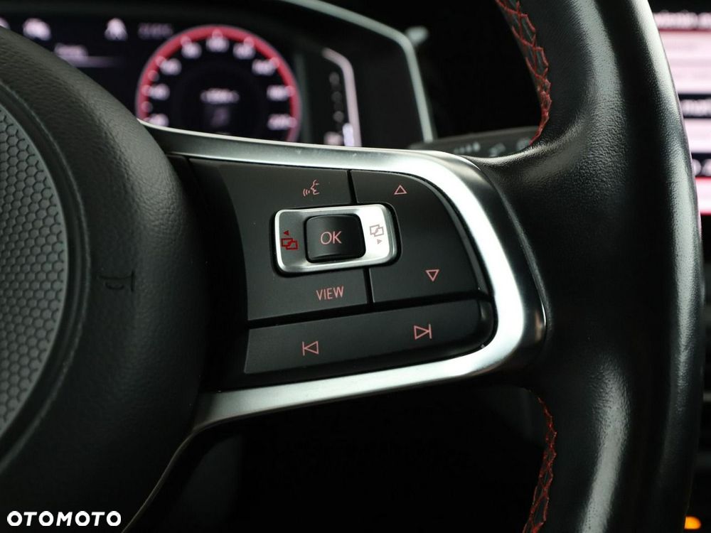 Volkswagen Polo 2.0 TSI GTI DSG - 32
