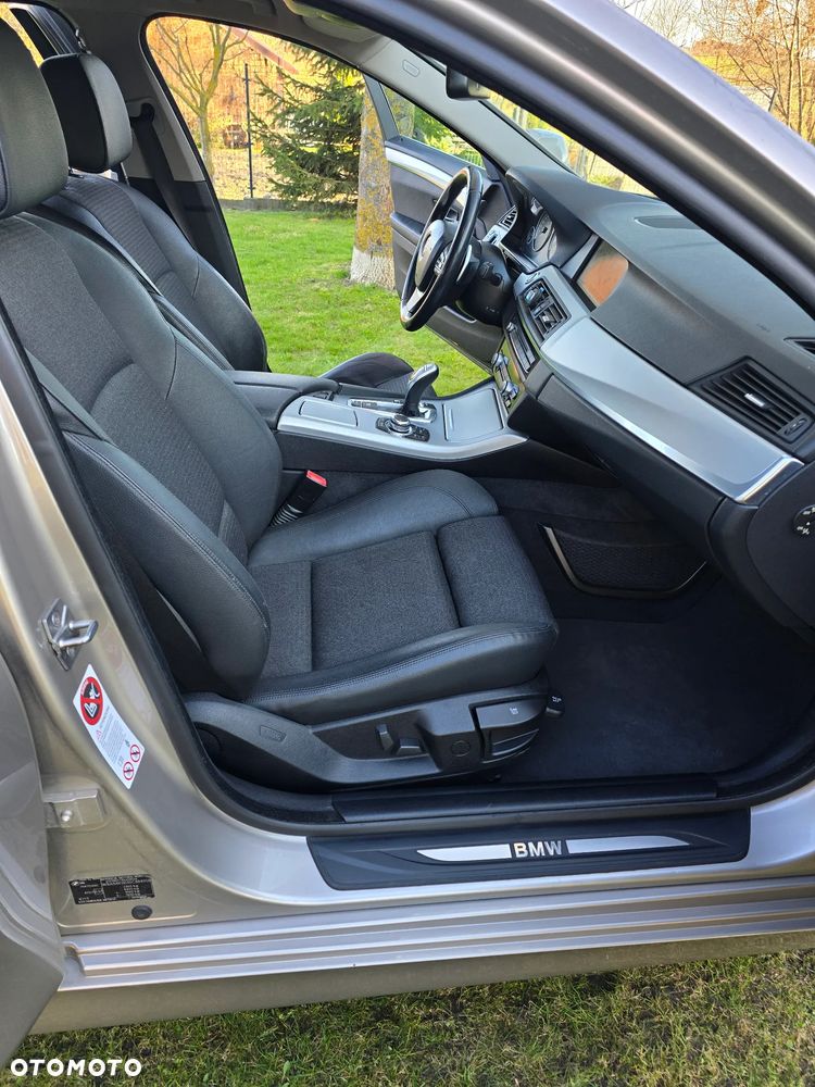 BMW Seria 5 520d - 4