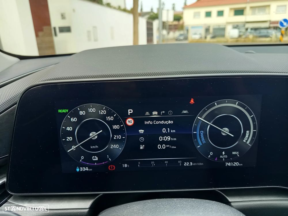 Kia Niro EV 64kWh Drive - 15