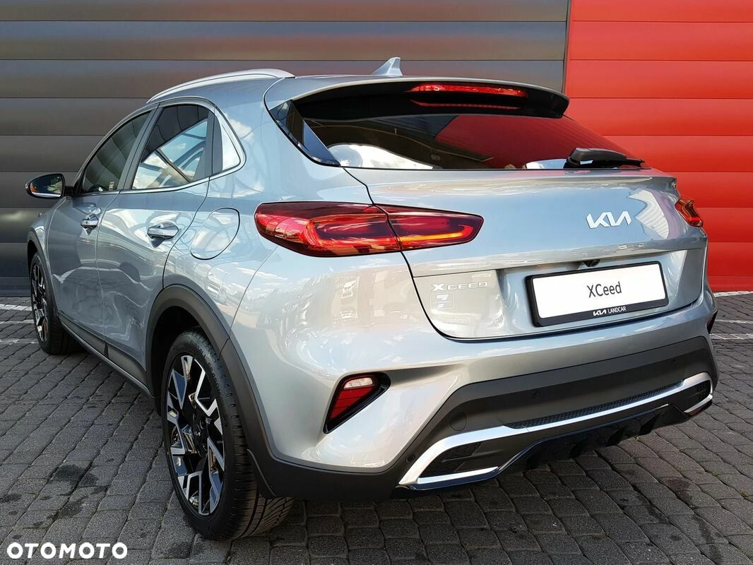 Kia XCeed 1.5 T-GDI Business Line DCT - 5