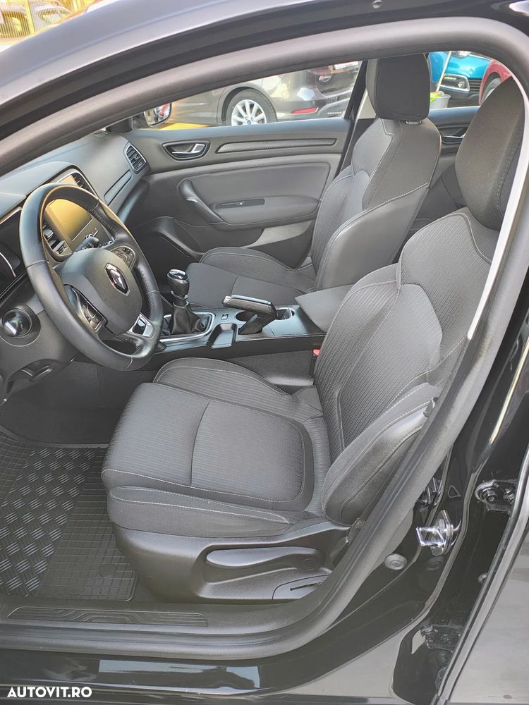 Renault Megane BLUE dCi 115 BUSINESS EDITION - 28