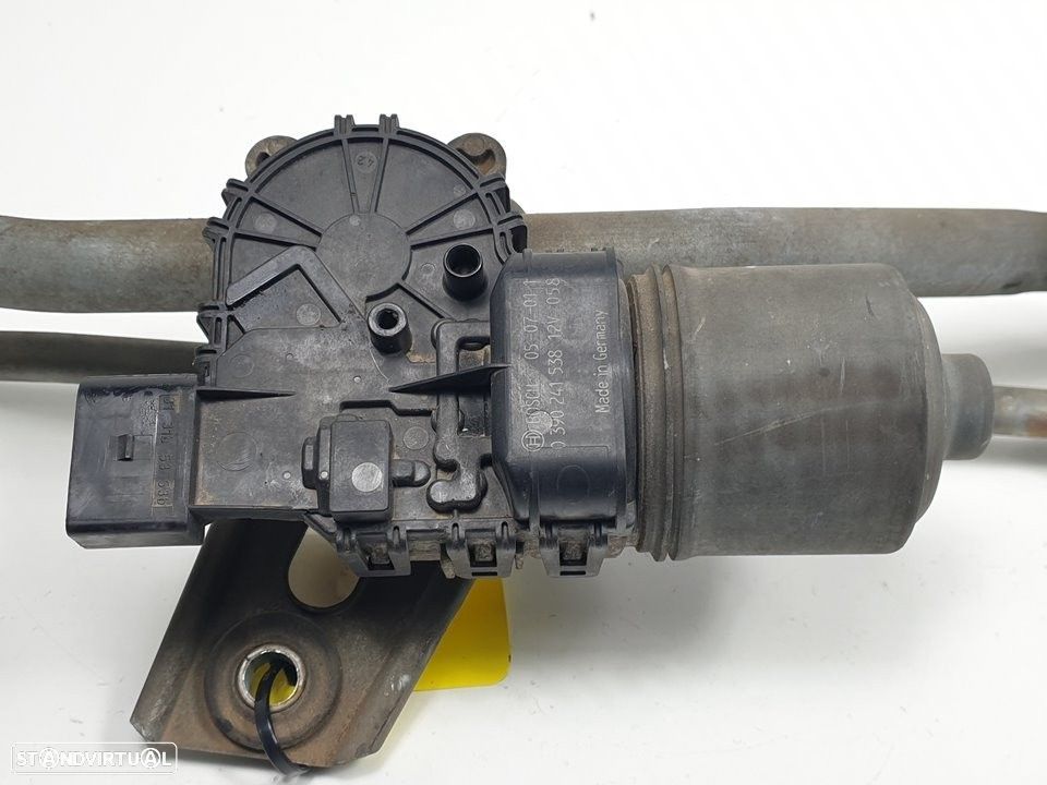 MOTOR LIMPA-VIDROS FRONTAL OPEL ASTRA H 2005 -0390241538 - 1