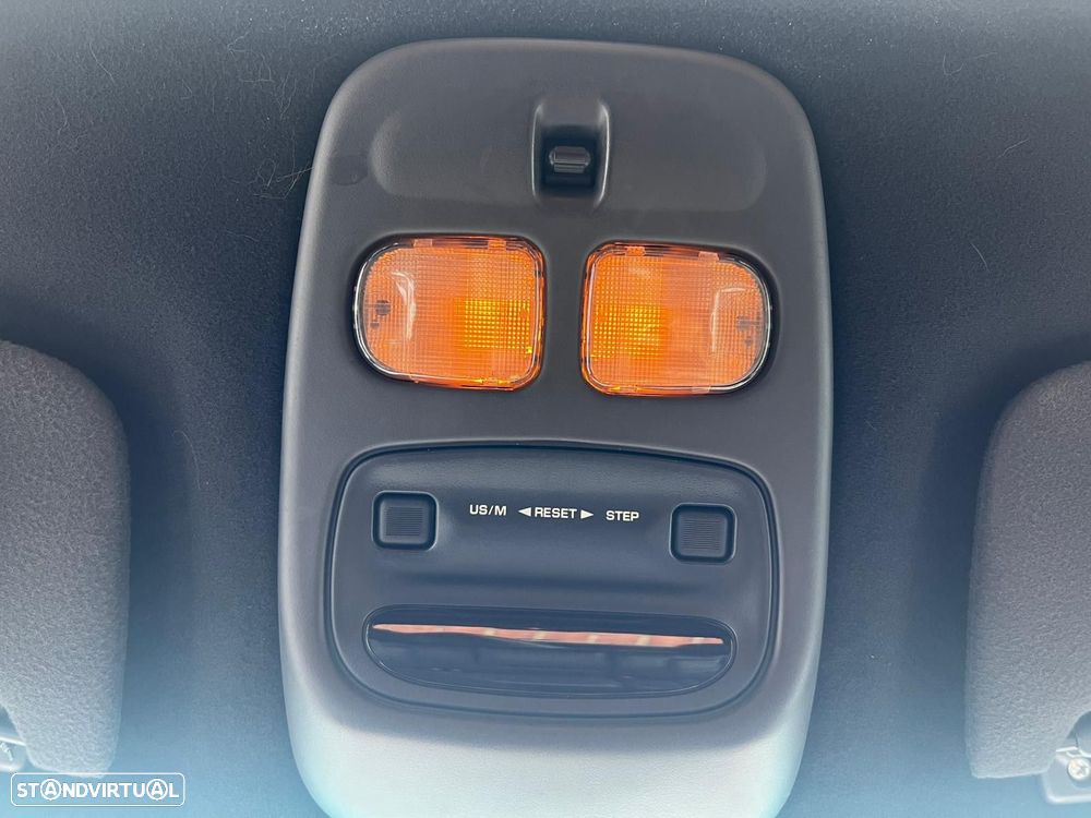 Jeep Grand Cherokee - 37