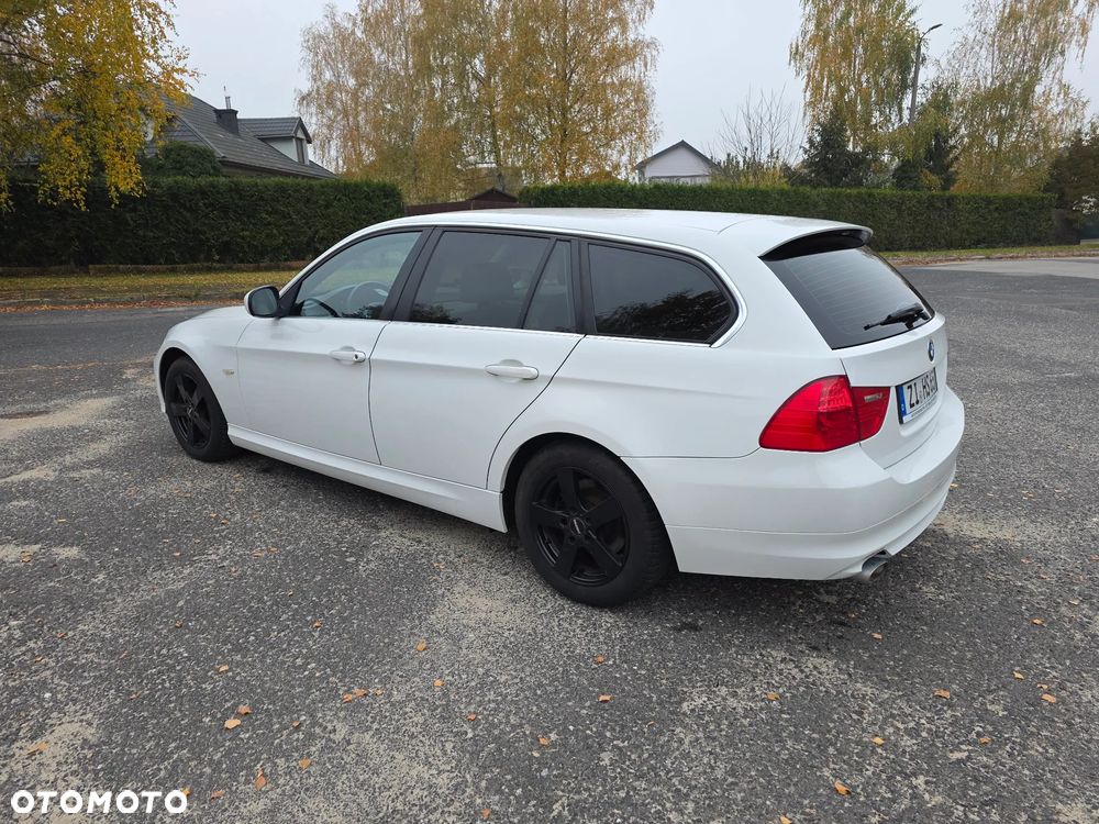 BMW Seria 3 - 17
