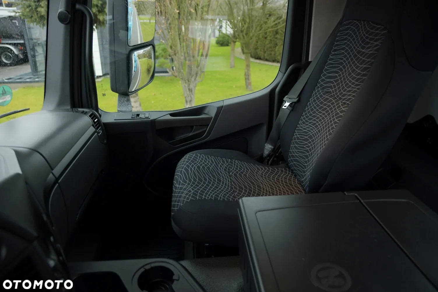 Mercedes-Benz AROCS 1827///* 2018///* PRZEB 41 TYŚ///* HDS///* WYWROTKA///* ROTATOR///* 18000KG///* ŁYŻKA///* STAN JAK NOWY - 25