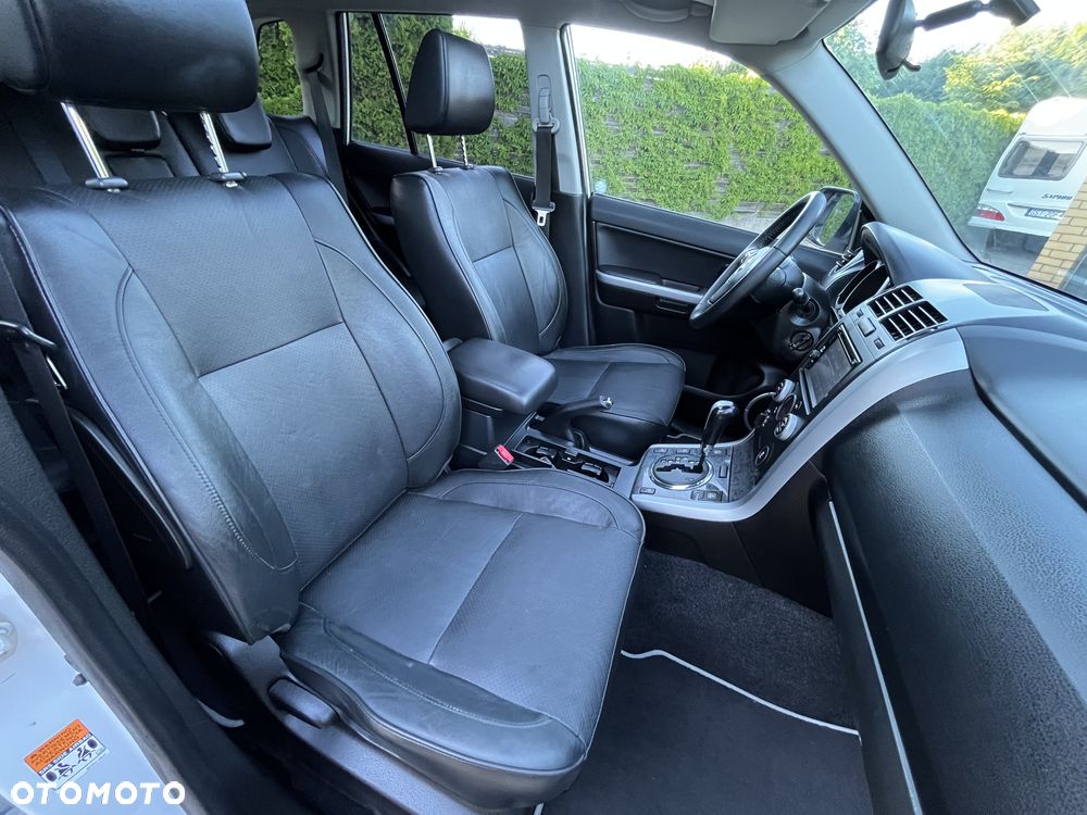 Suzuki Grand Vitara 2.4 De Luxe - 14