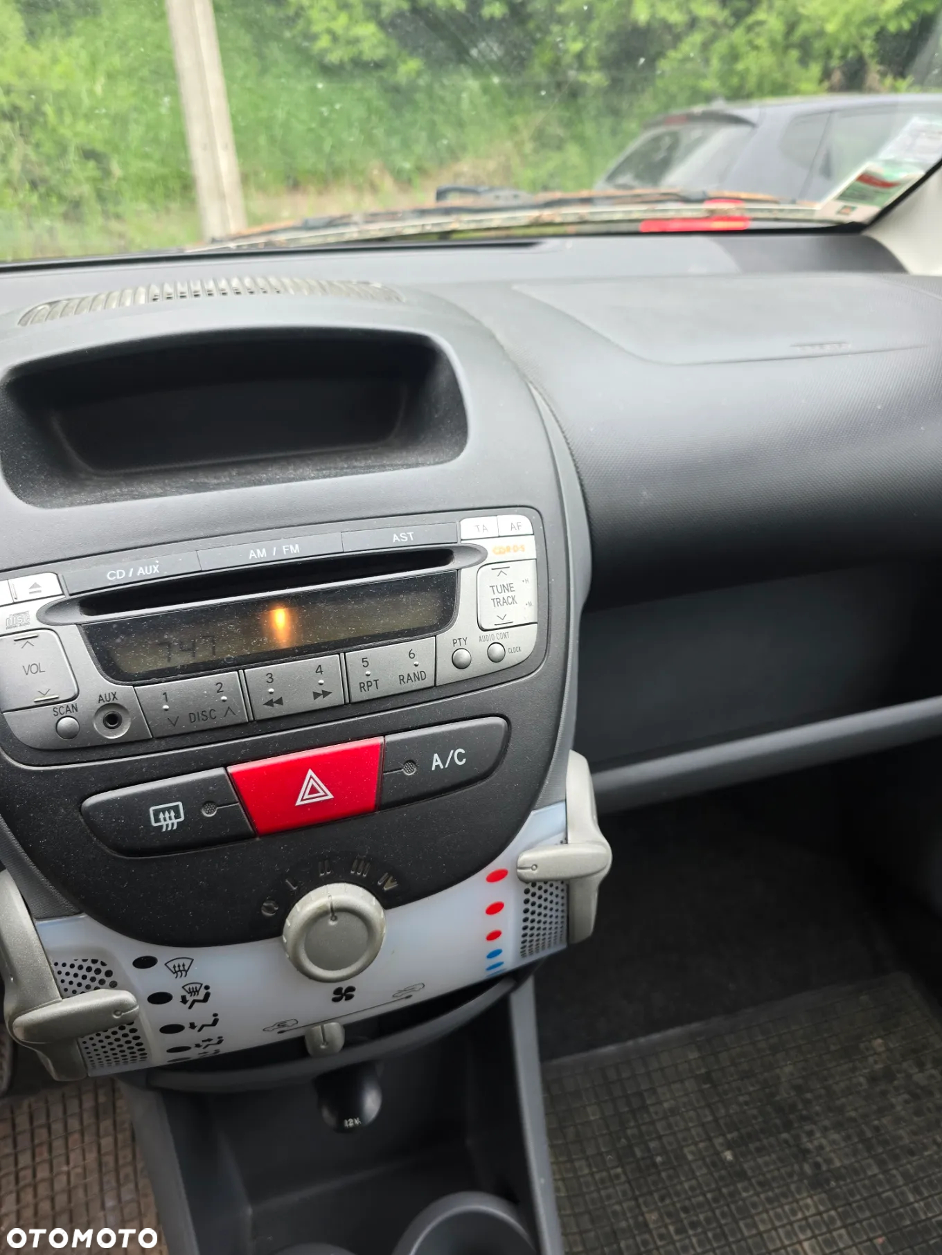 Peugeot 107 - 8