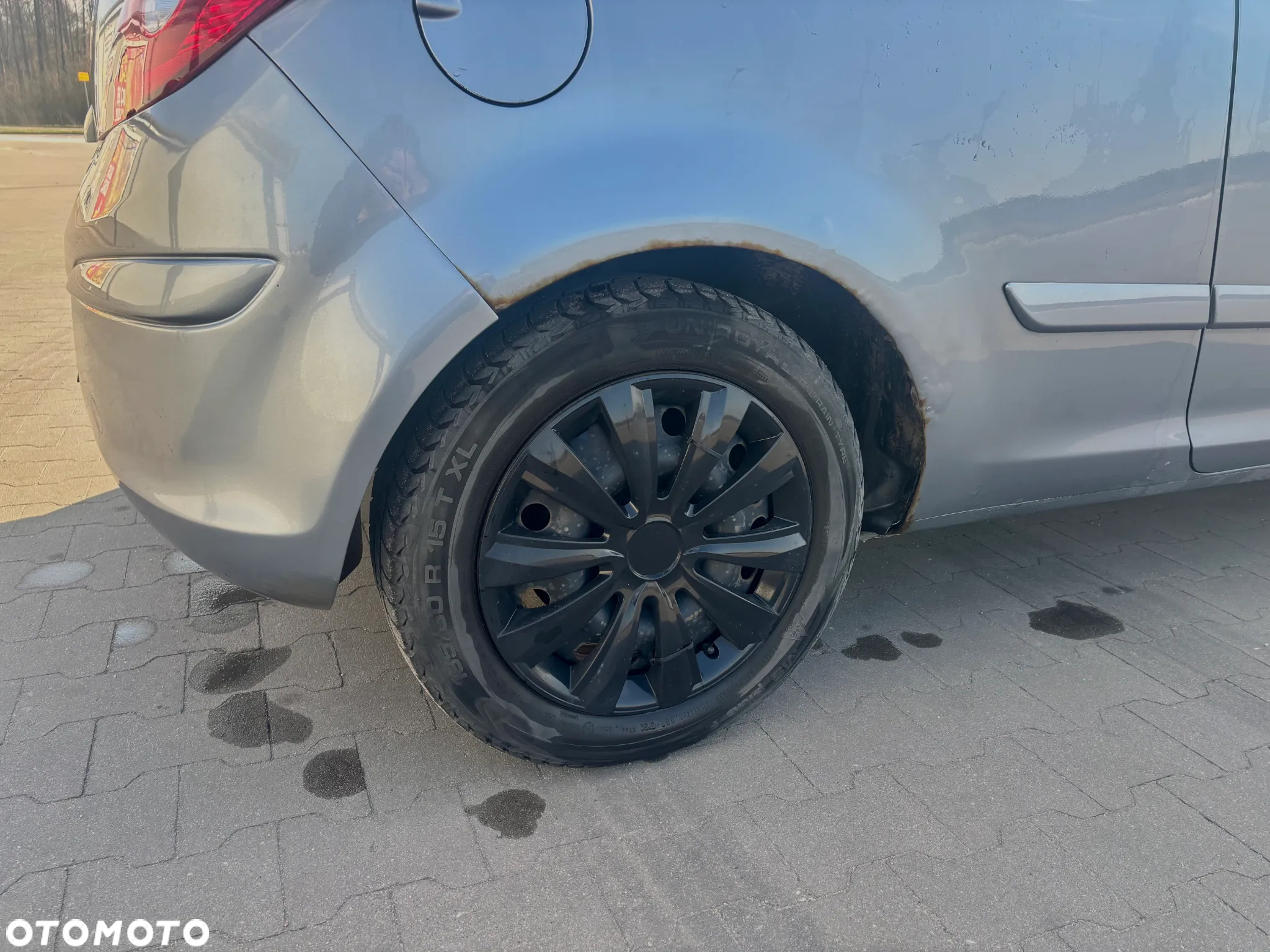 Opel Corsa 1.4 16V Enjoy - 11