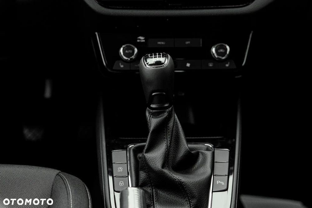 Skoda Fabia 1.0 TSI Edition 130 - 10