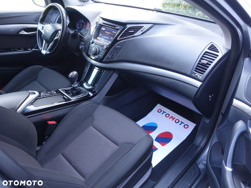 Hyundai i40 Kombi 1.7 CRDi Style - 13