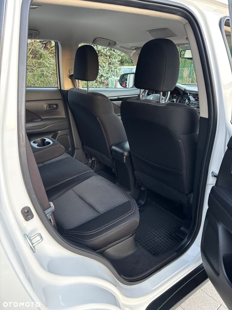 Mitsubishi Outlander 2.0 City Style 2WD - 14