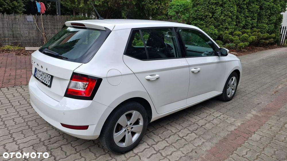 Skoda Fabia 1.0 MPI Ambition - 4