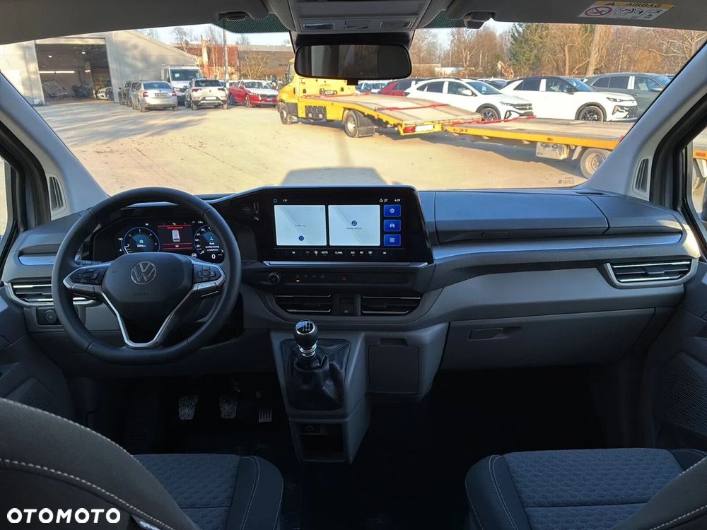 Volkswagen Caravelle - 13