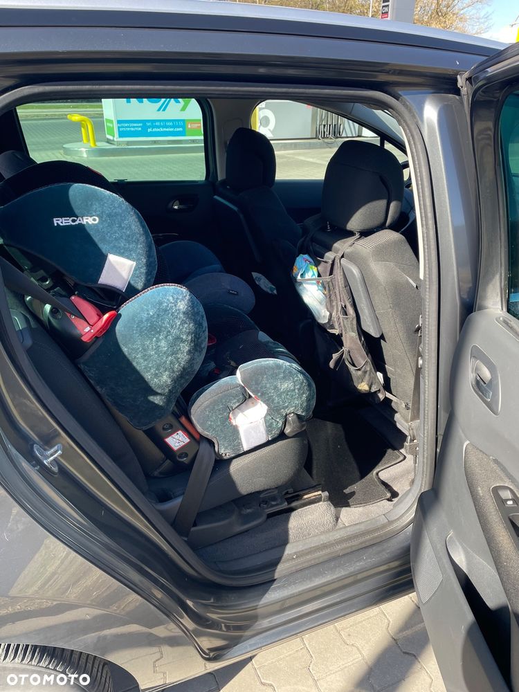 Peugeot 5008 1.6 HDi Premium - 23