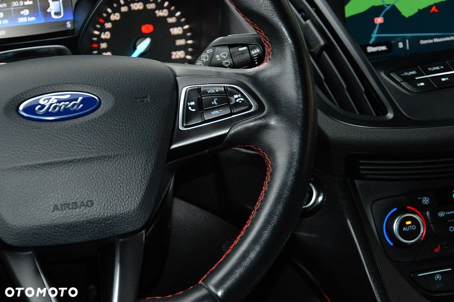 Ford Kuga 1.5 EcoBoost 2x4 SYNC - 29