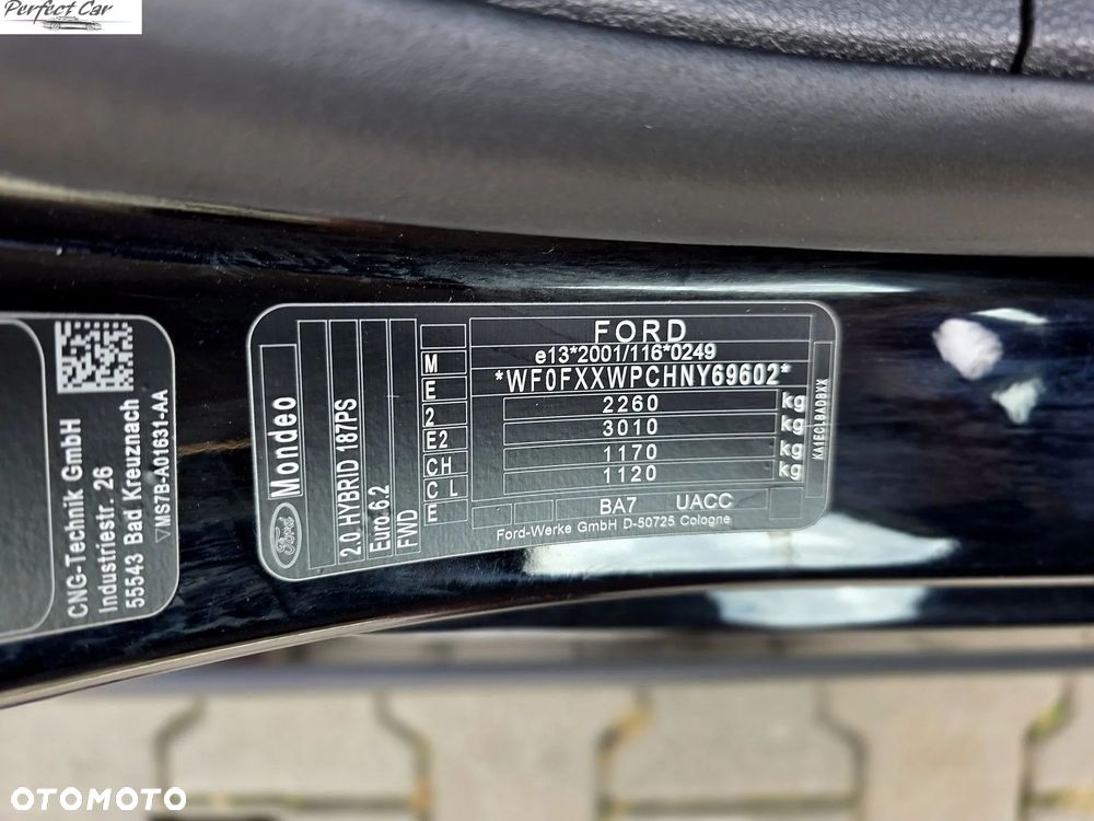 Ford Mondeo SW 2.0 Hybrid ST-Line Plus - 37