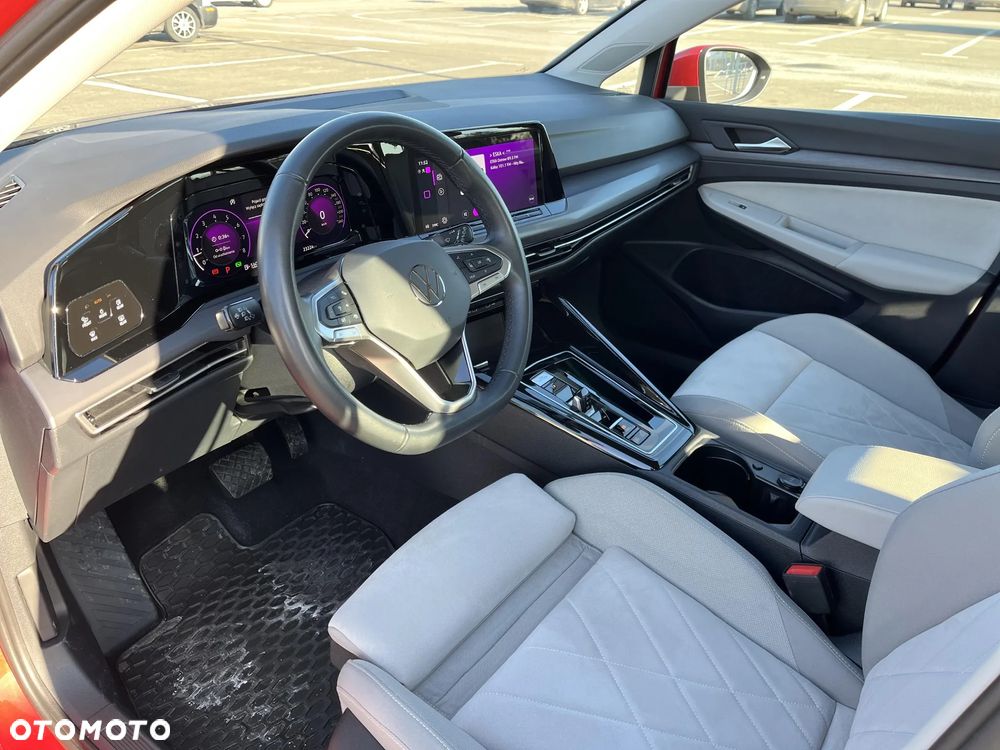 Volkswagen Golf Variant 1.5 eTSI mHEV Style DSG - 9