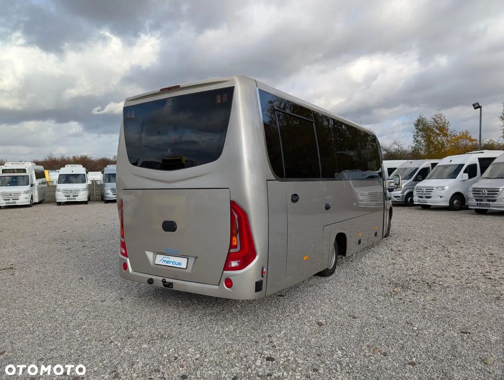 Mercedes-Benz Sprinter 519 - 7