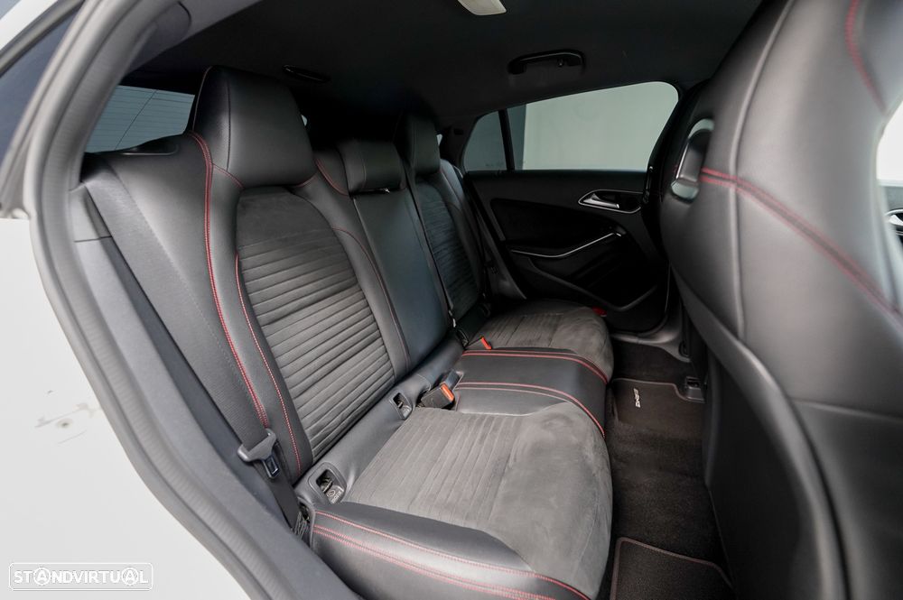 Mercedes-Benz CLA 45 AMG Shooting Brake 4-Matic - 24