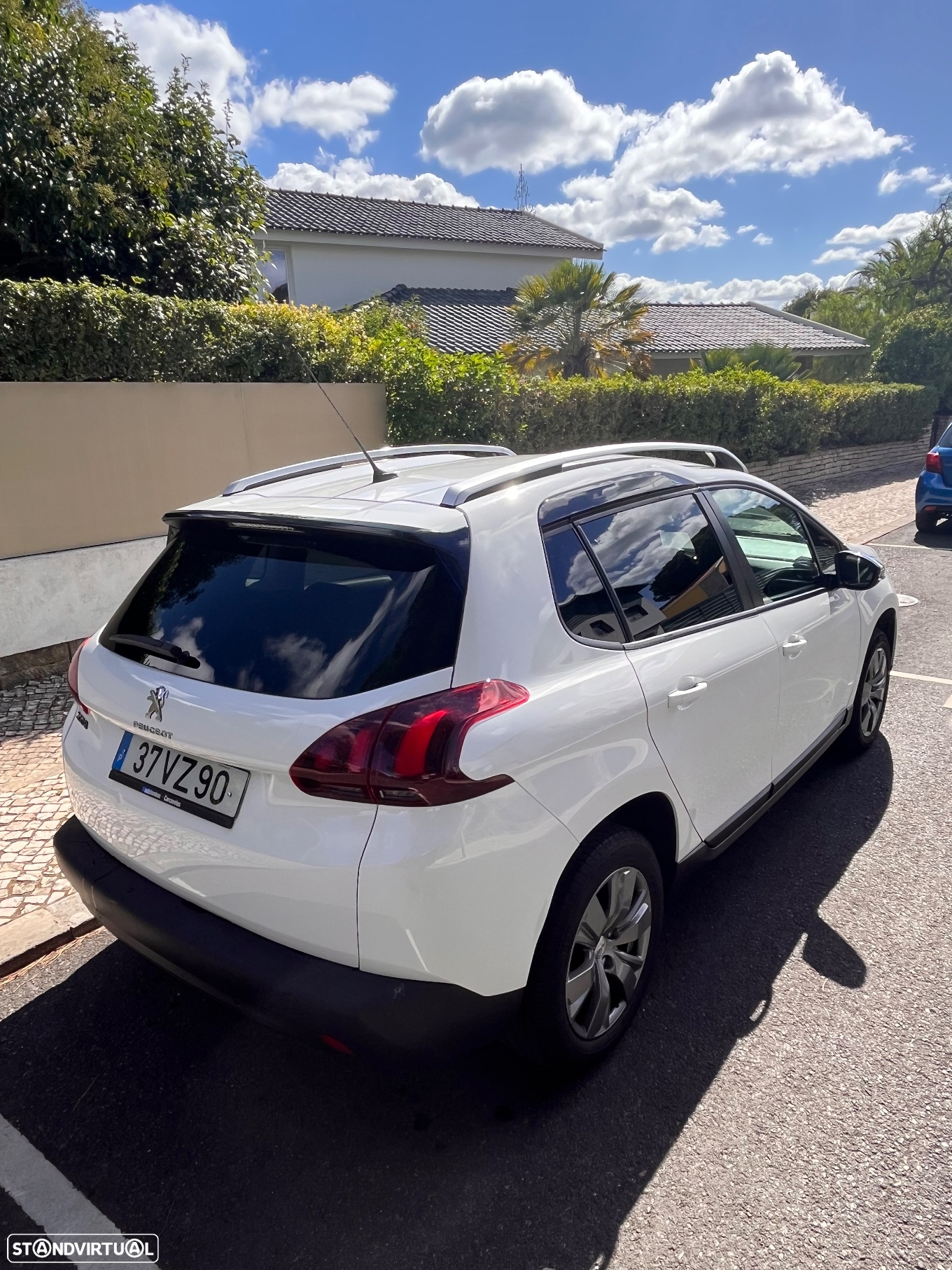 Peugeot 2008 1.2 PureTech Style - 4
