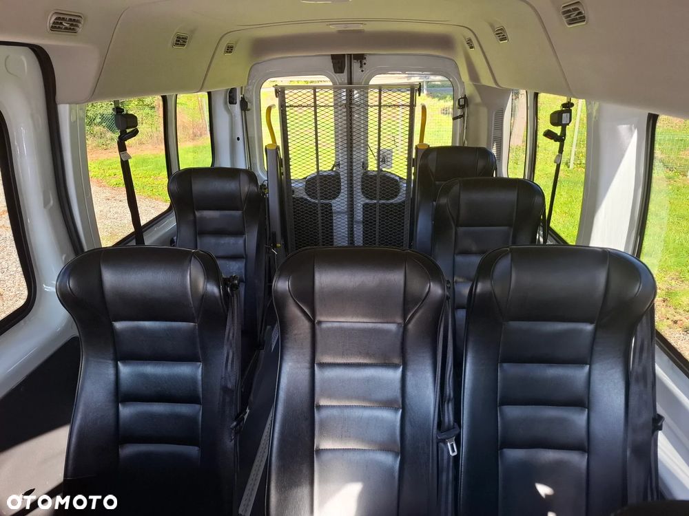 Ford Transit - 24