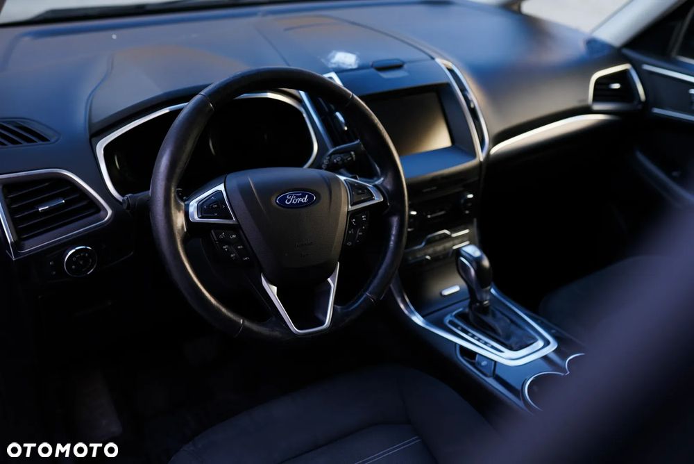 Ford Galaxy - 5