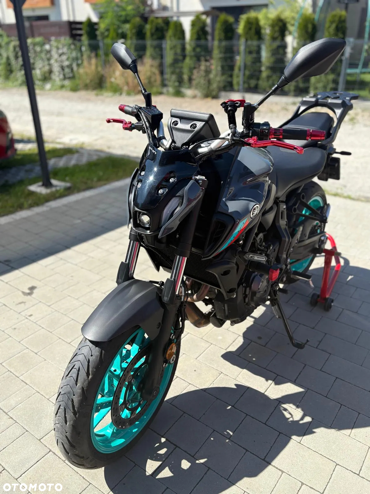 Yamaha MT - 9