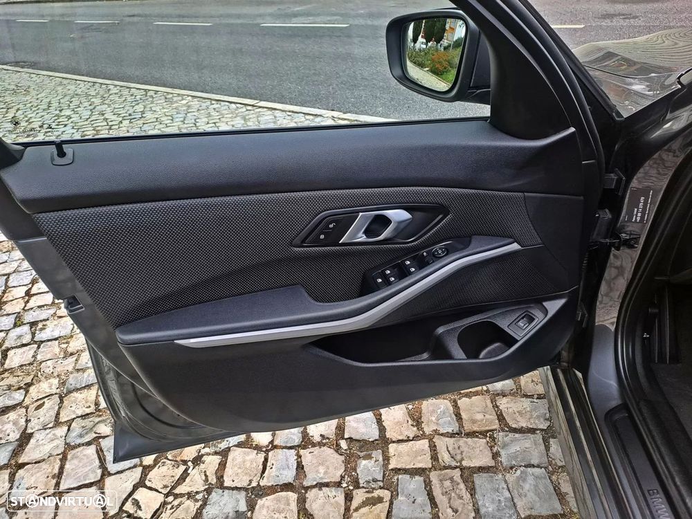 BMW 320 Gran Turismo d Auto - 11