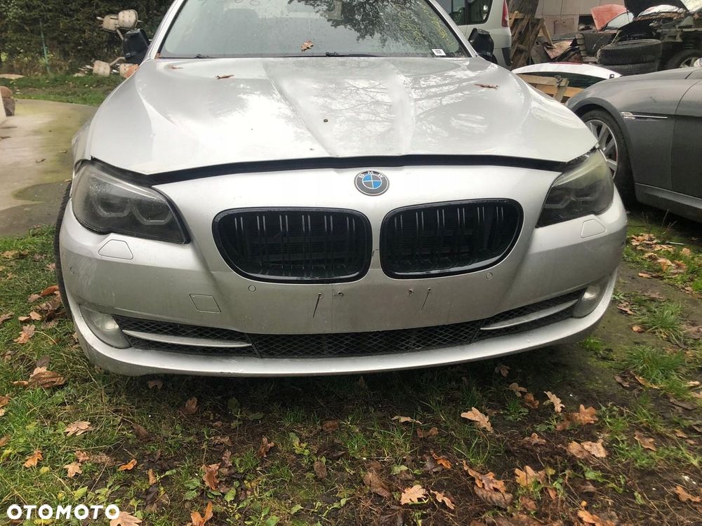 BMW 5 F10 F11 MASKA SREBRNA TITANSILBER 354/7 - 1