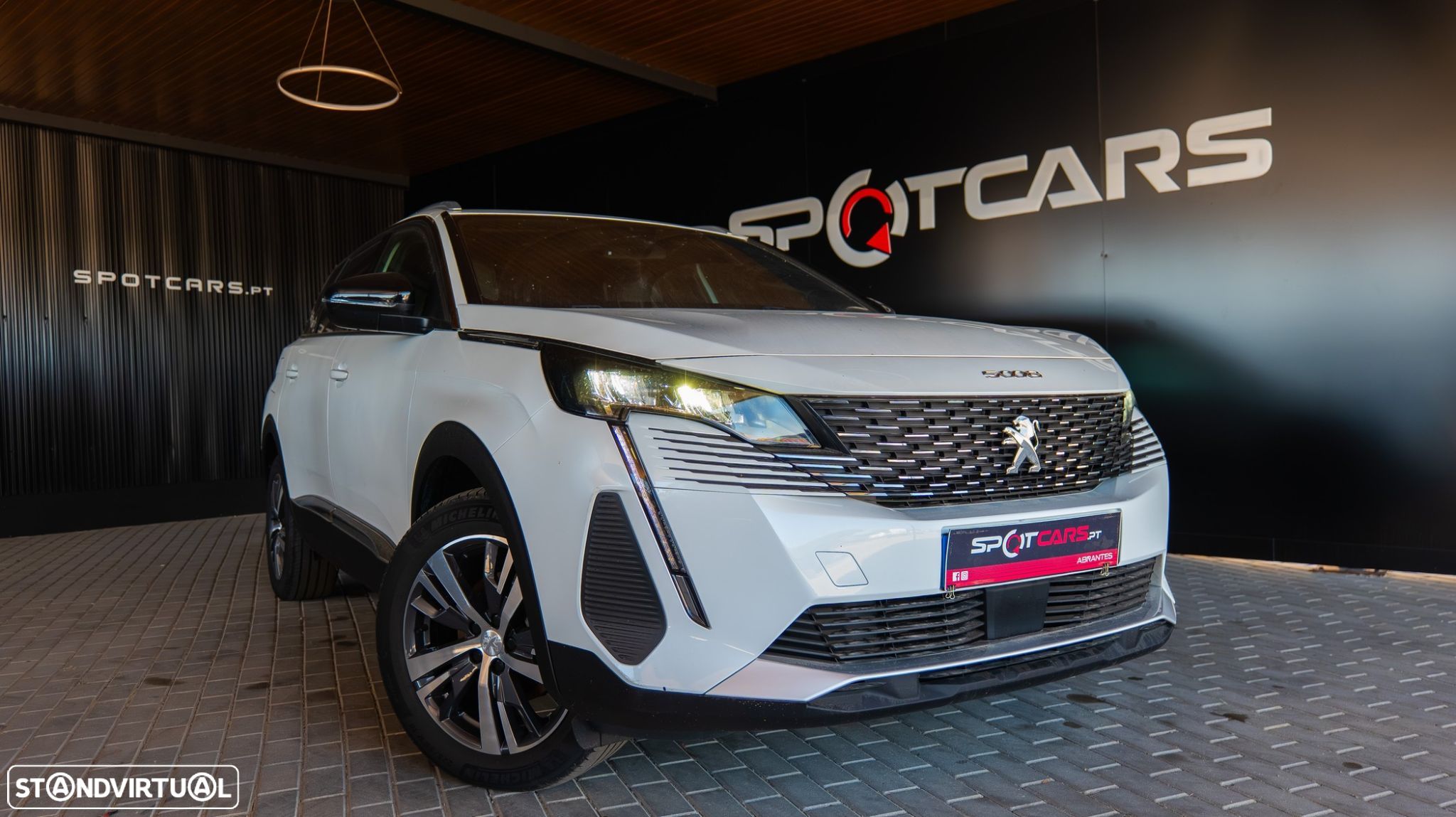 Peugeot 5008 1.2 PureTech Allure Pack EAT8 - 1