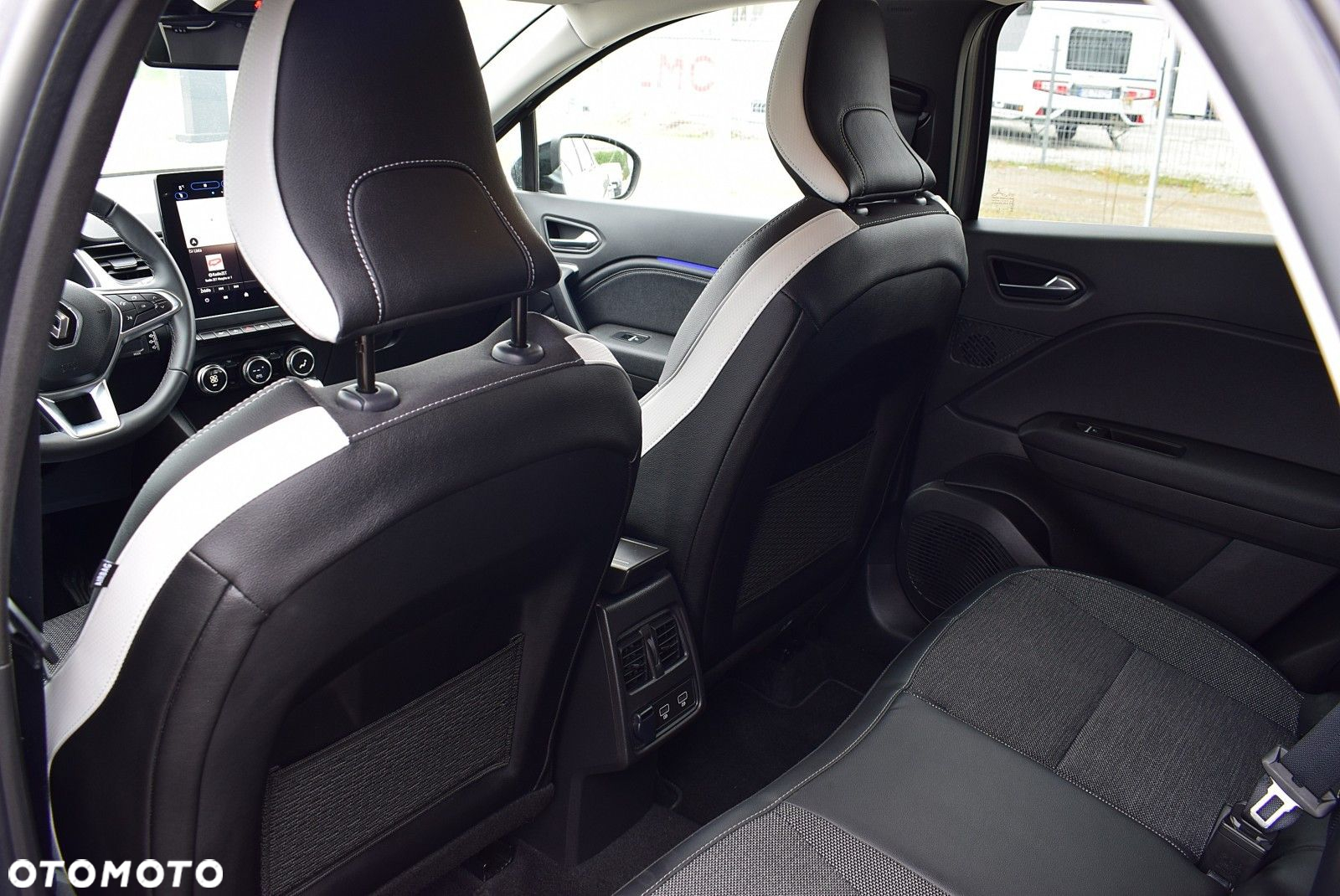 Renault Captur - 13