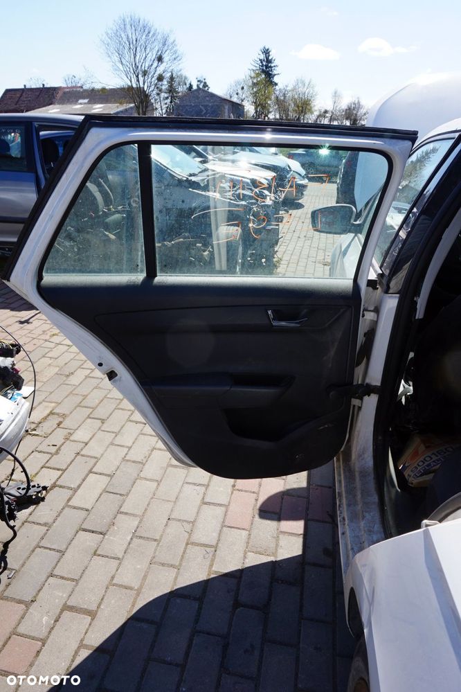 DRZWI TYLNE LEWE FABIA III NJ3 KOMBI LF9E  BIAŁY SKODA 2014-2018 - 6