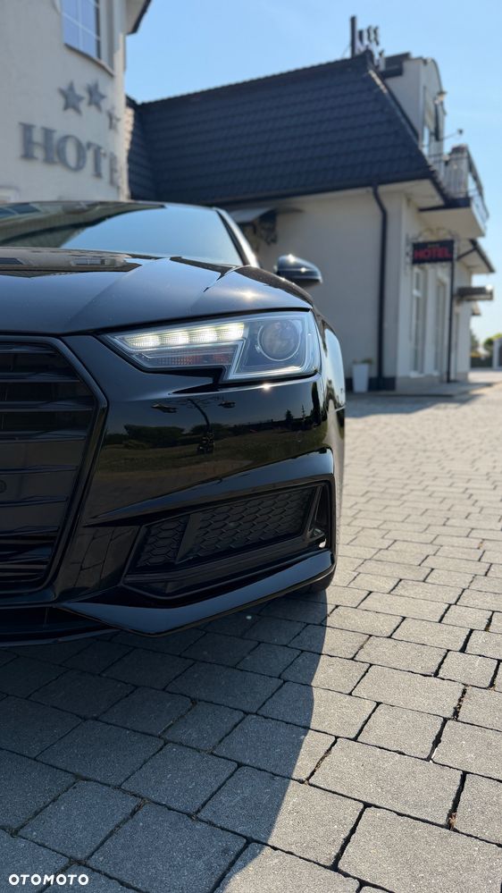 Audi A4 Limousine 40 TFSI S tronic - 16