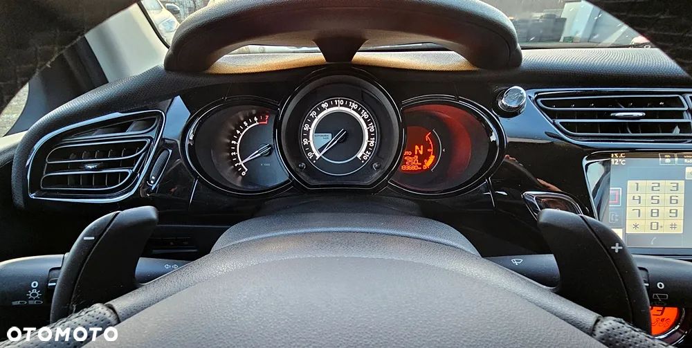 Citroën C3 1.2 e-VTi Exclusive ETG - 12