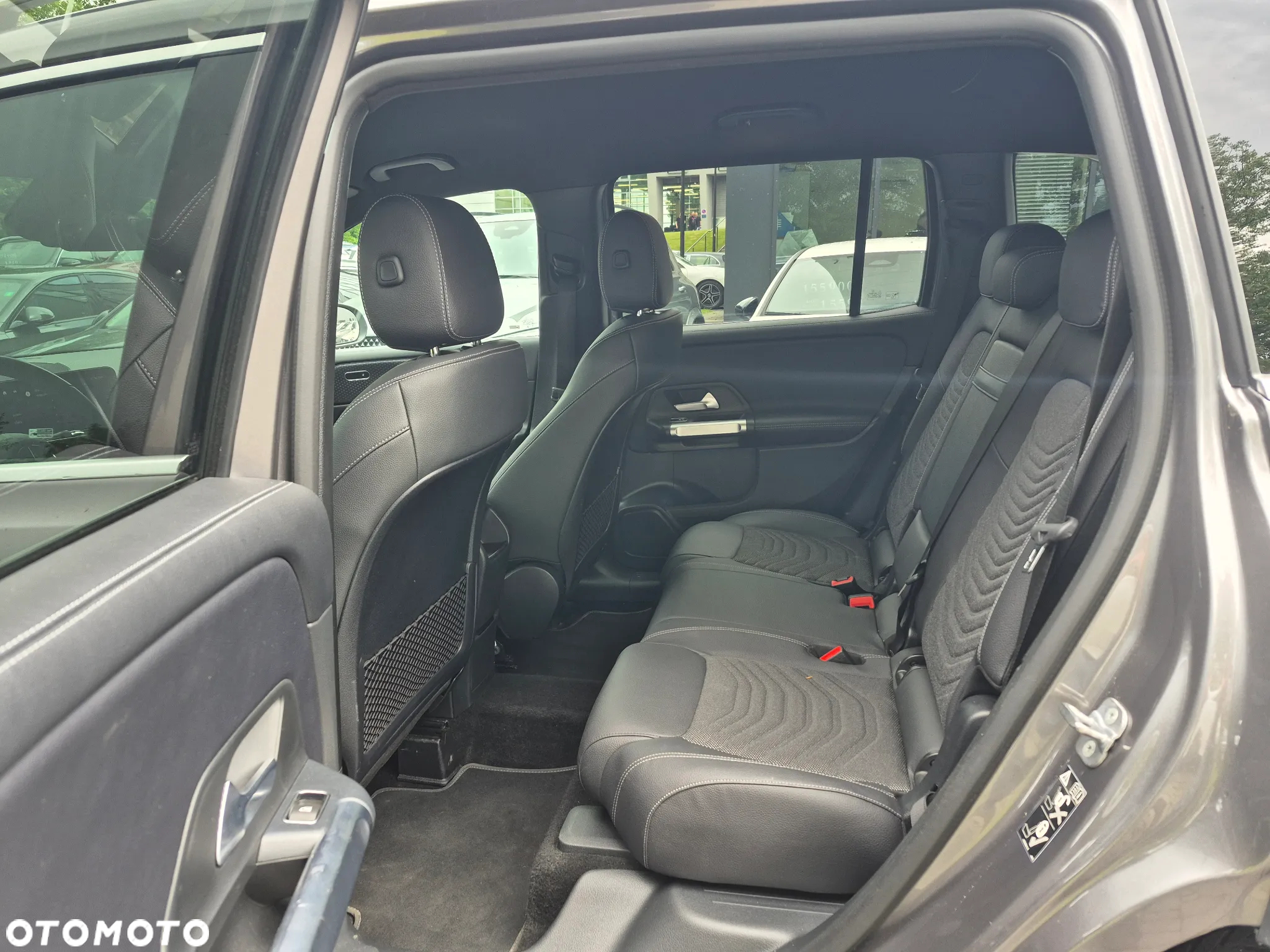 Mercedes-Benz GLB 200 Progressive 7G-DCT - 23