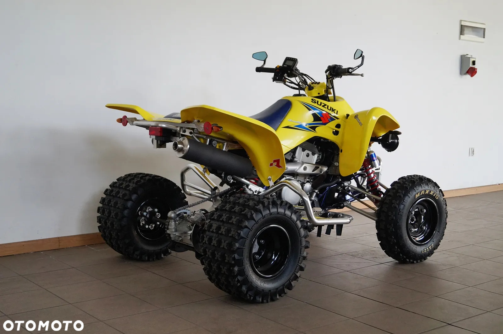 Suzuki Inny - 10